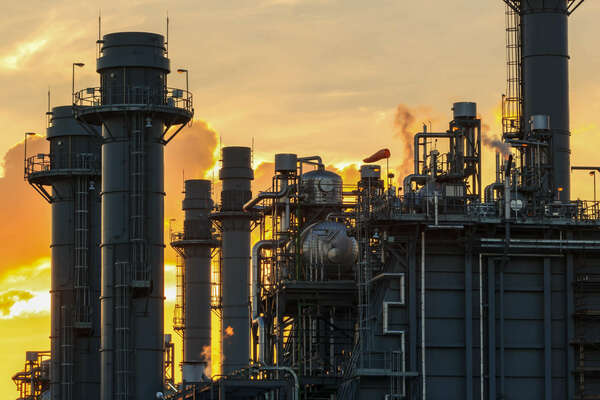 Risk weighting adjustments for green/brown assets