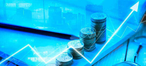 What explains the recent surge in rights issues in France?